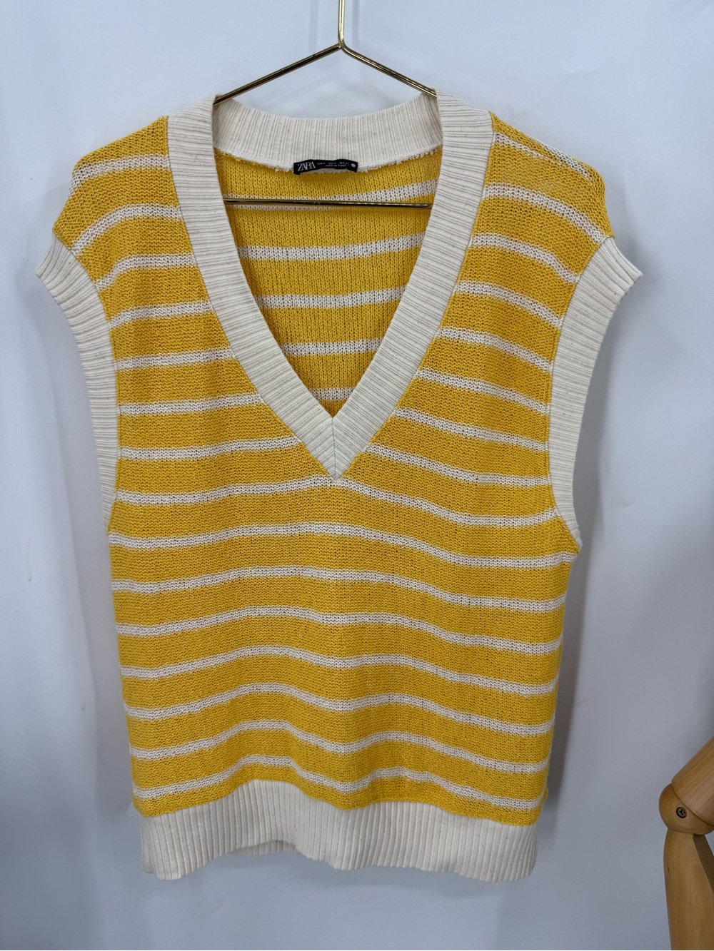 Zara Yellow and Cream Striped oversized, relaxed, fit  V-Neck Sweater Vest S